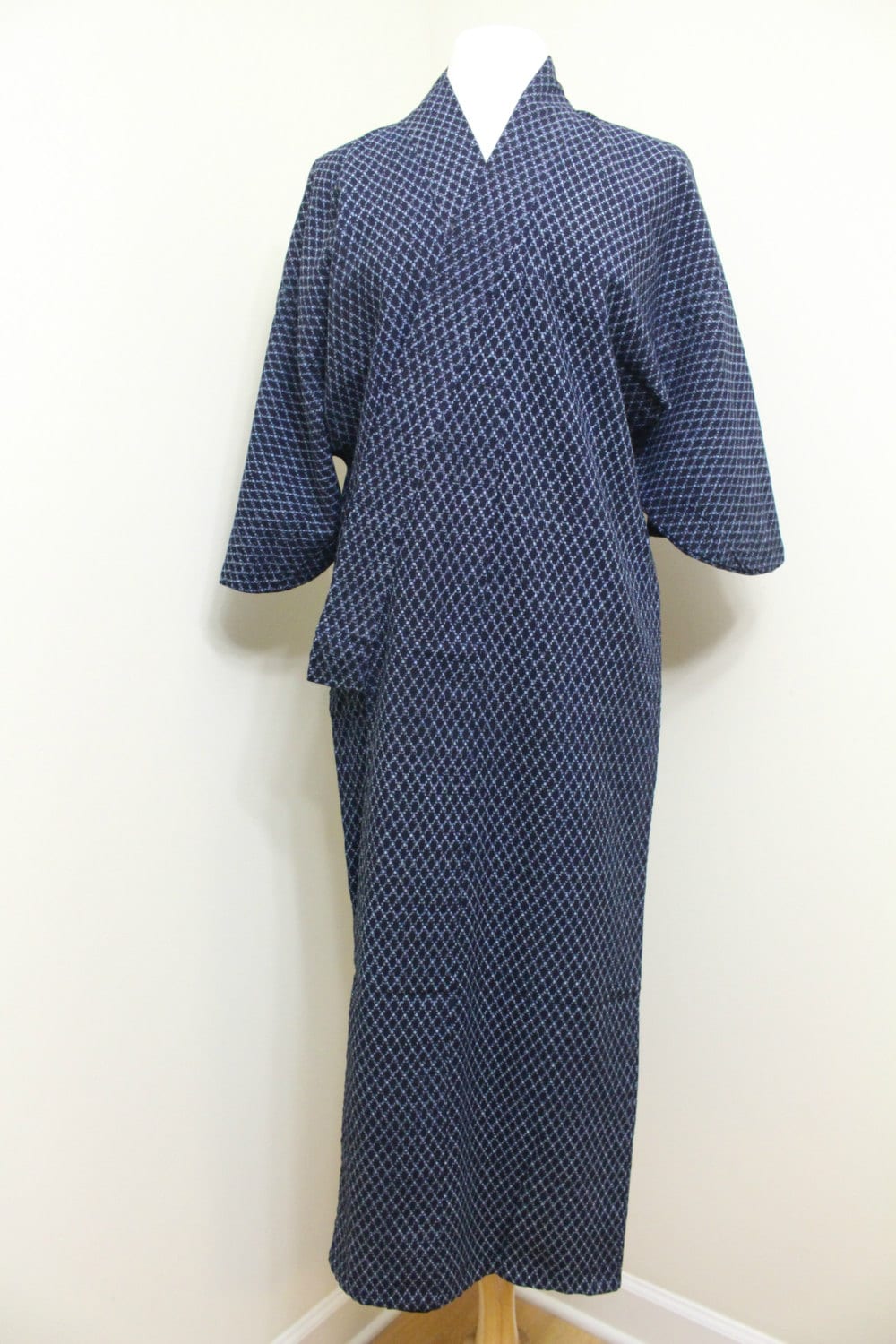 Japanese Kimono. Vintage Kimono. Japanese Indigo. Japanese Ikat. Ikat