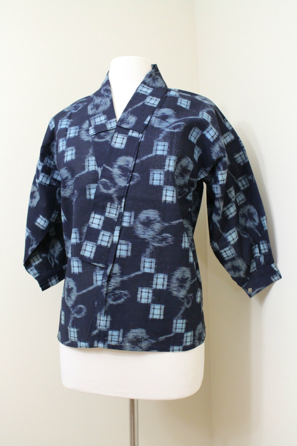 IKAT Haori Jacket. Vintage Japanese Indigo Kasuri Cotton Folk Noragi