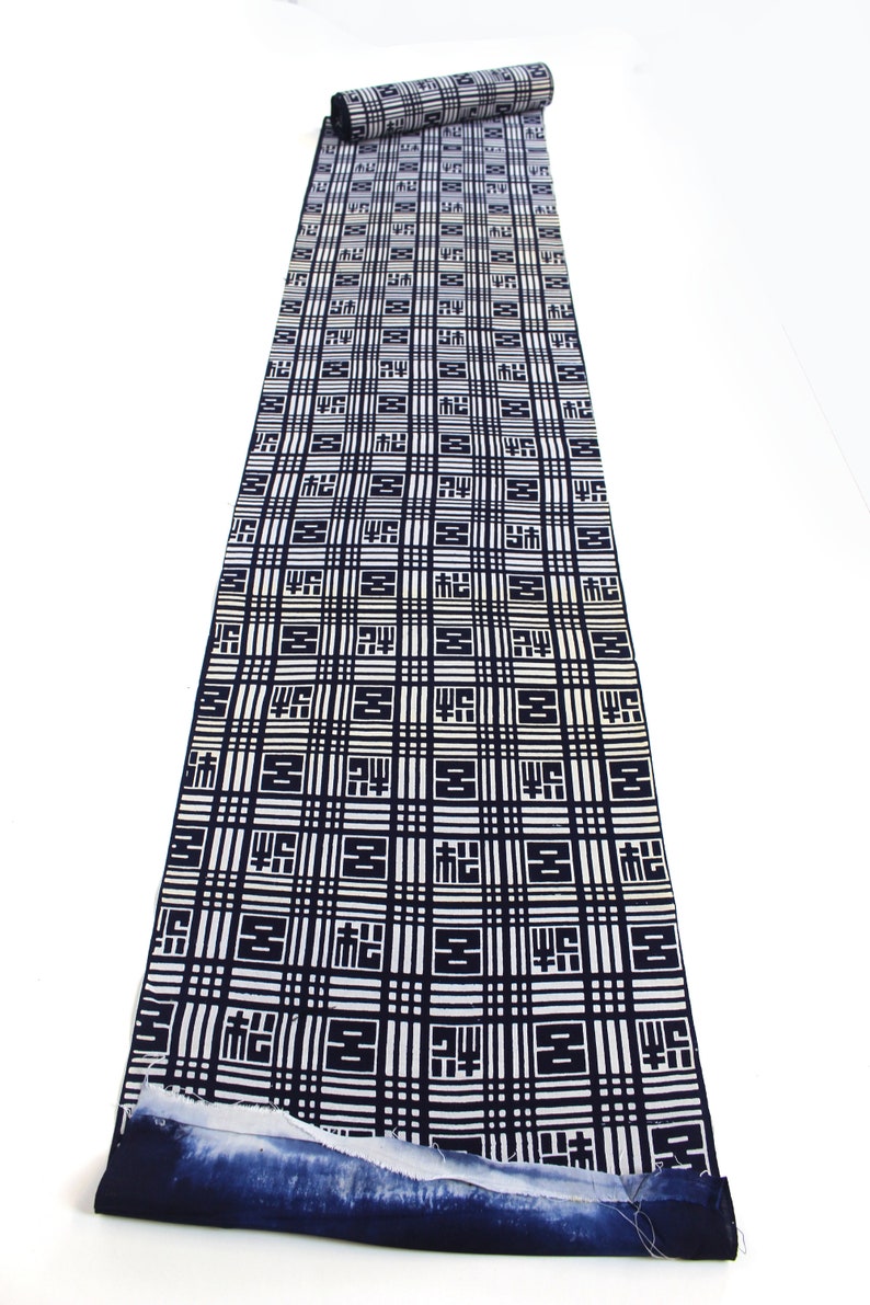 Vintage Japanese. Yukata Bolt. Blue and White. Geometric Cotton. Japanese Cotton. Geometric Fabric. Japanese Indigo. Indigo Cotton. 2084 image 8