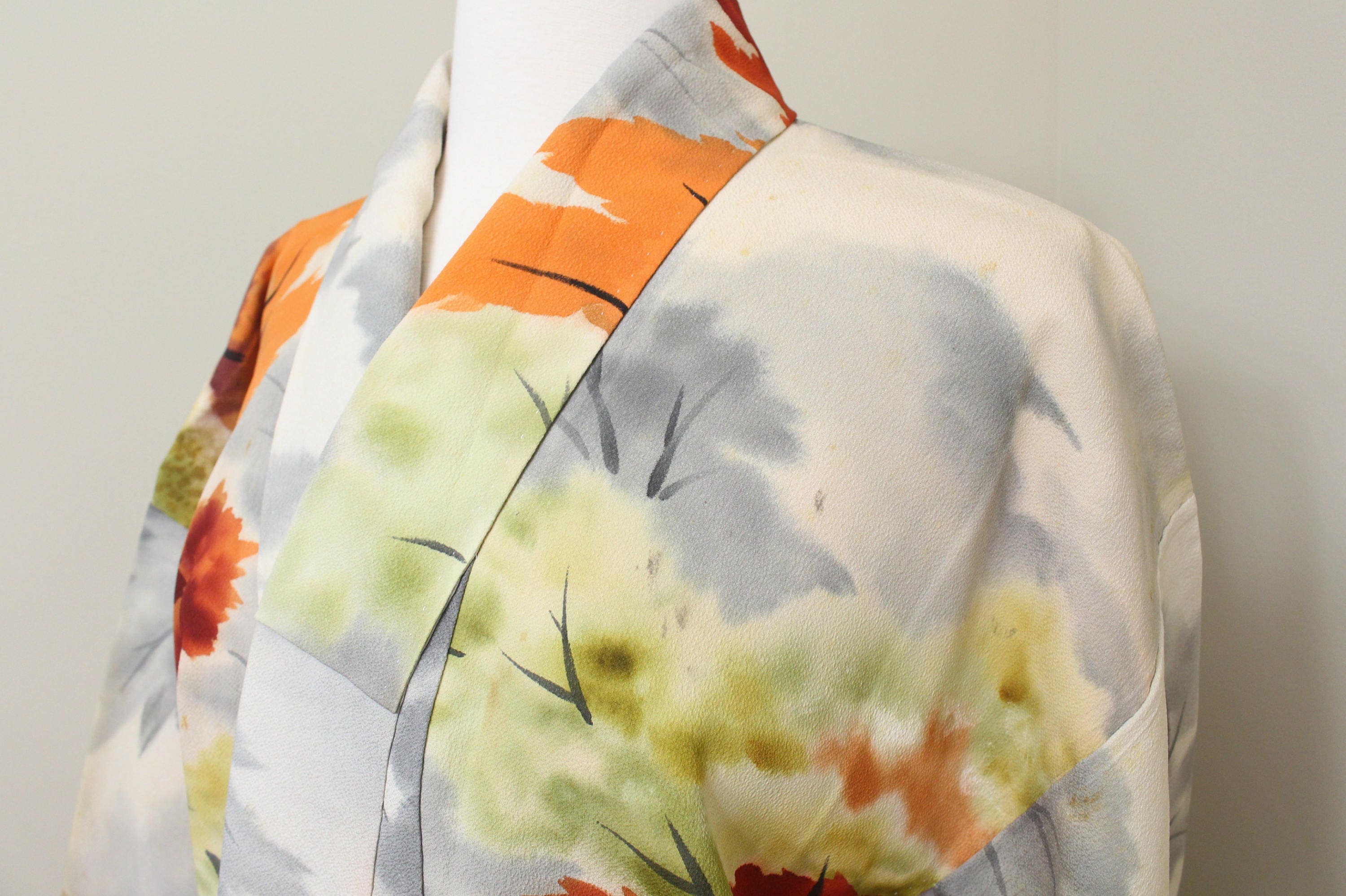 Vintage Japanese Kimono. Hand Dyed Silk Robe. Traditional Japanese ...