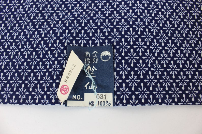 Vintage Japanese. Yukata Bolt. Blue and White. Geometric Cotton. Japanese Cotton. Geometric Fabric. Japanese Indigo. Indigo Cotton. 2087 image 5