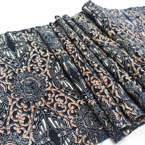 EXCEPTIONAL. Japanese Katazome. Japanese Antique. Cotton Fabric. Indigo Dyed. Boro Textile. Stencil Dyed. Folk Fabric. Quilting Fabric image 2