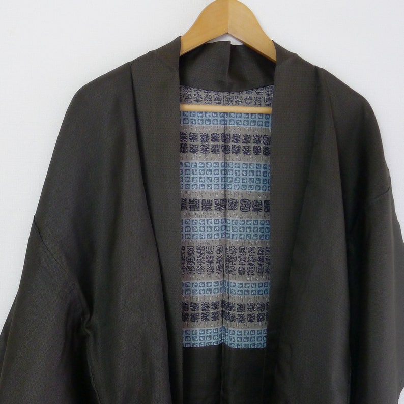 Men Kimono jacket Japanese wall decor oshima tsumugi silk collector textile