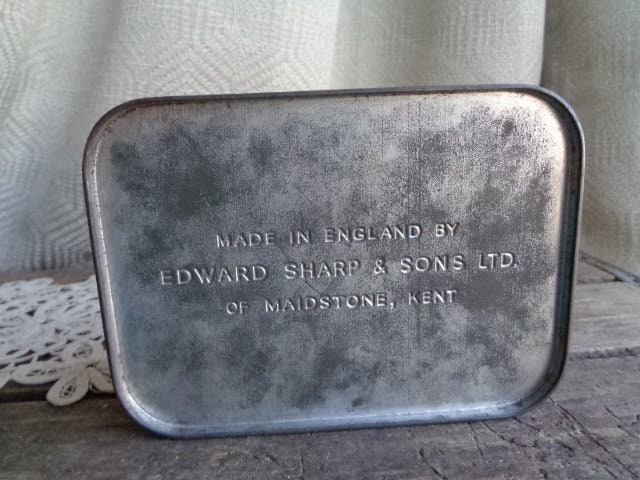 Rustikale Vintage Edward Sharp & Söhne Sharps Girl mit Welpe | Etsy