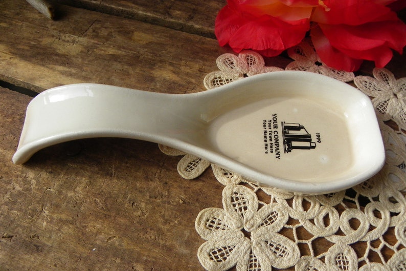 Kitchen Home Decor Tool Utensil Country USA Vintage Retro Rustic \u2022 Ceramic Glass Off White Advertisement Advertising Spoon Rest Sample