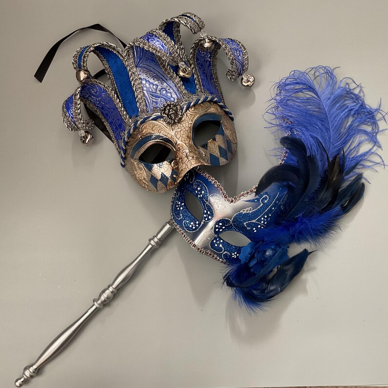 Harlequins Silver Blue Masquerade Feather Jolly Jester Mask: Classic ...
