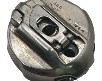 Vintage Singer Germany 271784 Industrial Sewing Machine Bobbin Case & Bobbin