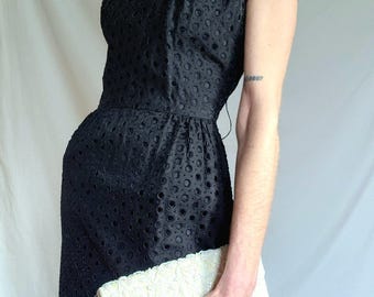 1950s Vintage Wiggle Dress: Black Cotton Eyelet Lace, S/M