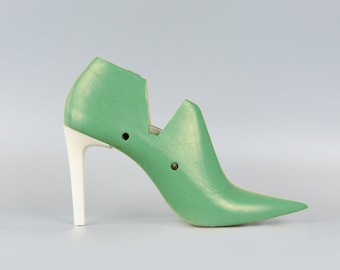 Shoemaking Lasts - High Pointed