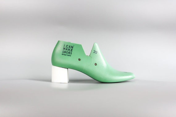 Womens Mid Height Shoemaking Lasts