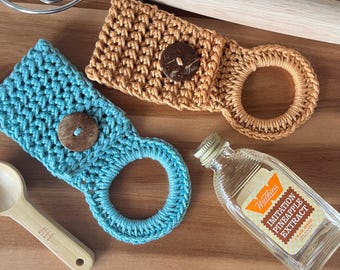 Towel Tamer Crochet Pattern