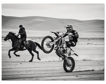 Motocrosscykel Wheelie och hästkapplöpning Ökenposter