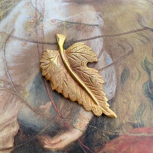 Vintage Gold Gilt Miriam Haskell Solid Brass Ornate Leaf Left 1 1/8” Pendant Charm Findings Stampings - REF 4344