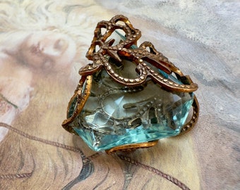 Vintage RARE Gorgeous Aqua Czech Glass UPCYCLED Solid Brass Filigree Pendant 1&quot;- REF 3686