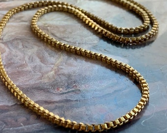2 Awesome Vintage Box Chains OLD Solid Brass 16" Necklaces Chokers Jewelry - REF 552