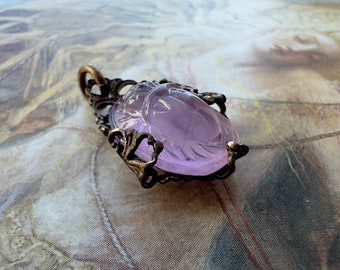 Vintage RARE Gorgeous Lavender Art Glass Scarab UPCYCLED Solid Brass Filigree Pendant - REF 2827