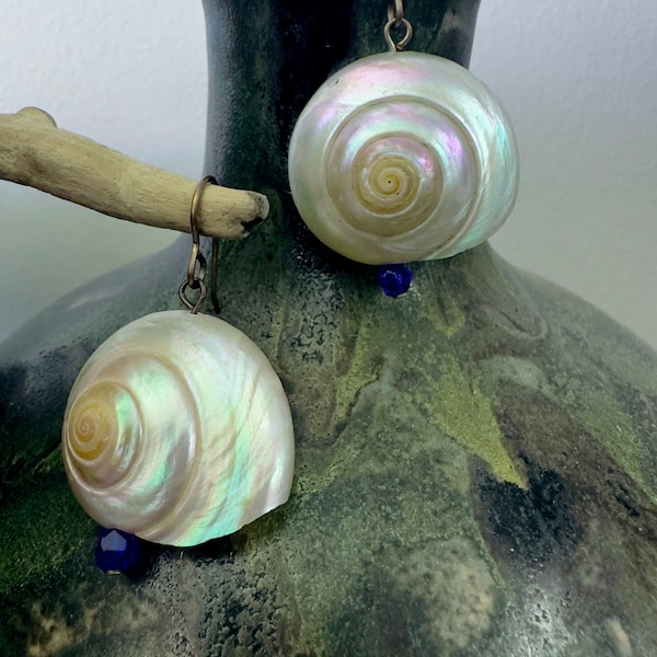 Vintage RARE Nautilus Shell Pendientes Iridescent UPCYCLED Pendientes Ursula Little Mermaid - REF 3530