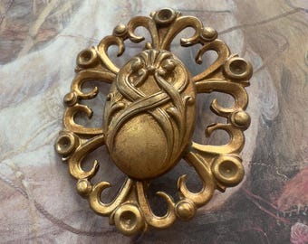 Vintage Deco Brooch Pin Solid Brass Repousse Flowers Gorgeous 1 1/2" - REF 4277