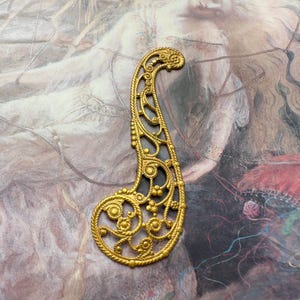 Vintage Gold Gilt Miriam Haskell Solid Brass Ornate Filigree Openwork Repousse 2” Pendant Charm Finding Stamping - REF 5353