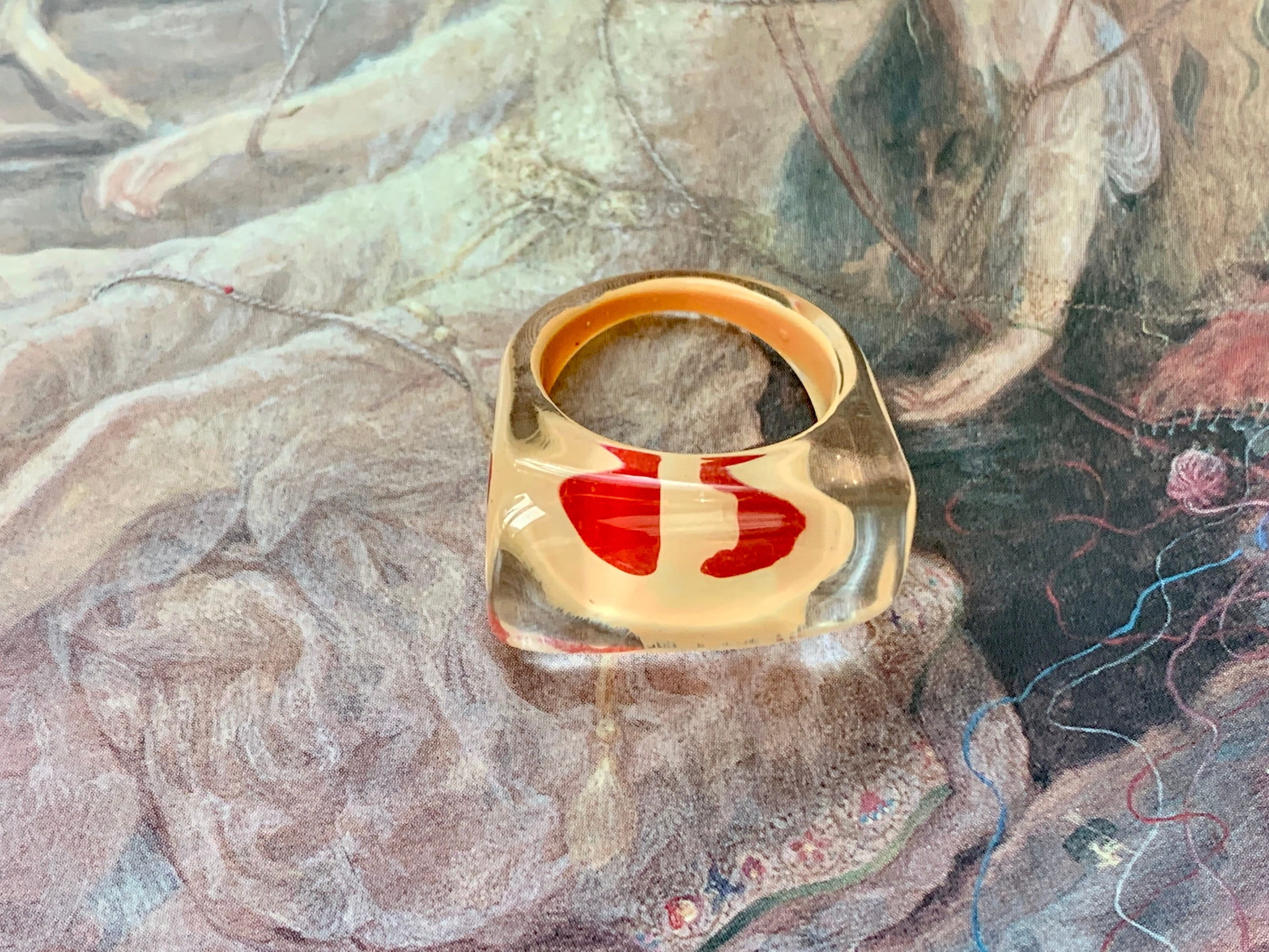 Vintage 90s Original Tan Red Geometric  LUCITE Ring, Statement Ring New-Old-Stock, Never Worn Stunning Vogue Ring - REF 1314
