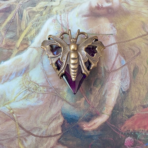 Vintage RARE Butterfly Amethyst Purple Czech Glass UPCYCLED Solid Brass Filigree Pendant - REF 3683AM