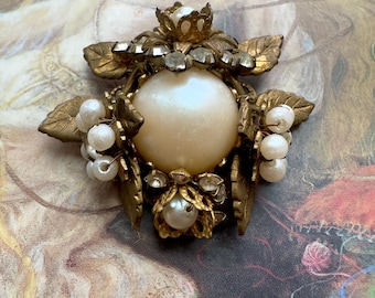 希少◇美品◇STANLEY HAGLER◇花模様パールネックレス◇ゴールド 希少◇美品◇STANLEY HAGLER◇花模様パールネックレス◇ゴールド 2026年