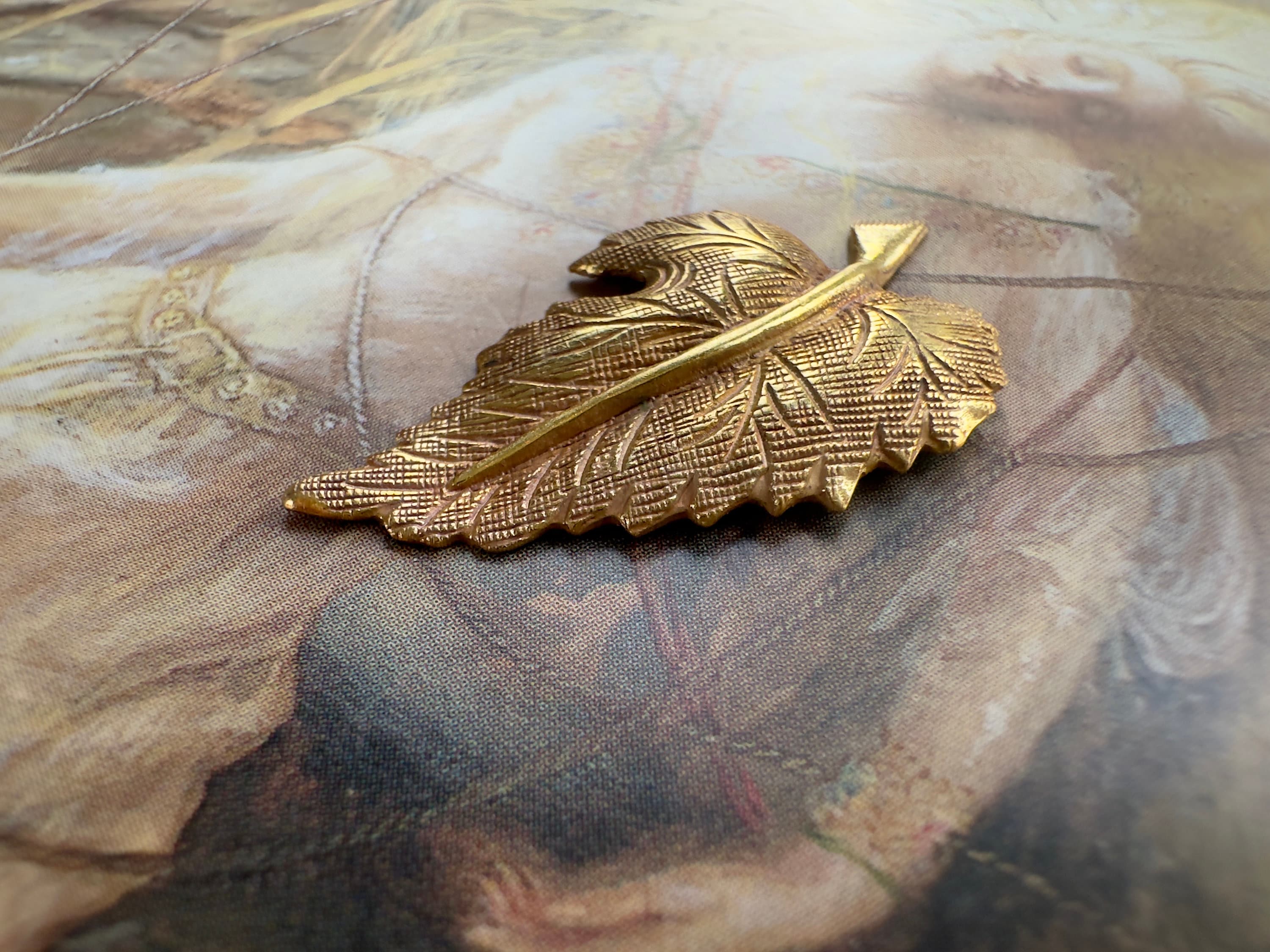 Vintage Gold Gilt Miriam Haskell Solid Brass Ornate Leaf 1 1/8