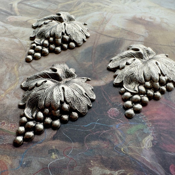 3 Vintage Old Silver Plated Victorian Grapes Motif Deco Ornate Stampings Pendant Pieces Findings - REF 2973