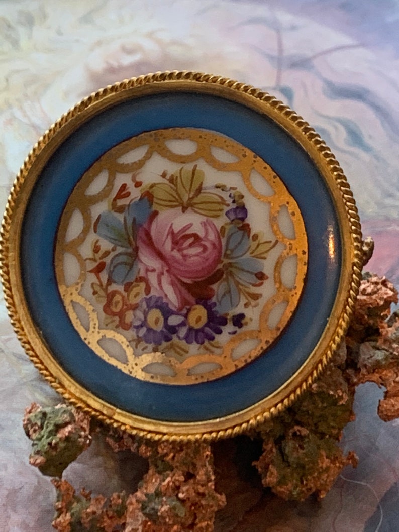 France Hand Signed Rose Bouquet Gold Gilt Lace Porcelain BROOCH Pin Vintage 19C Hand Painted Limoges REF 376