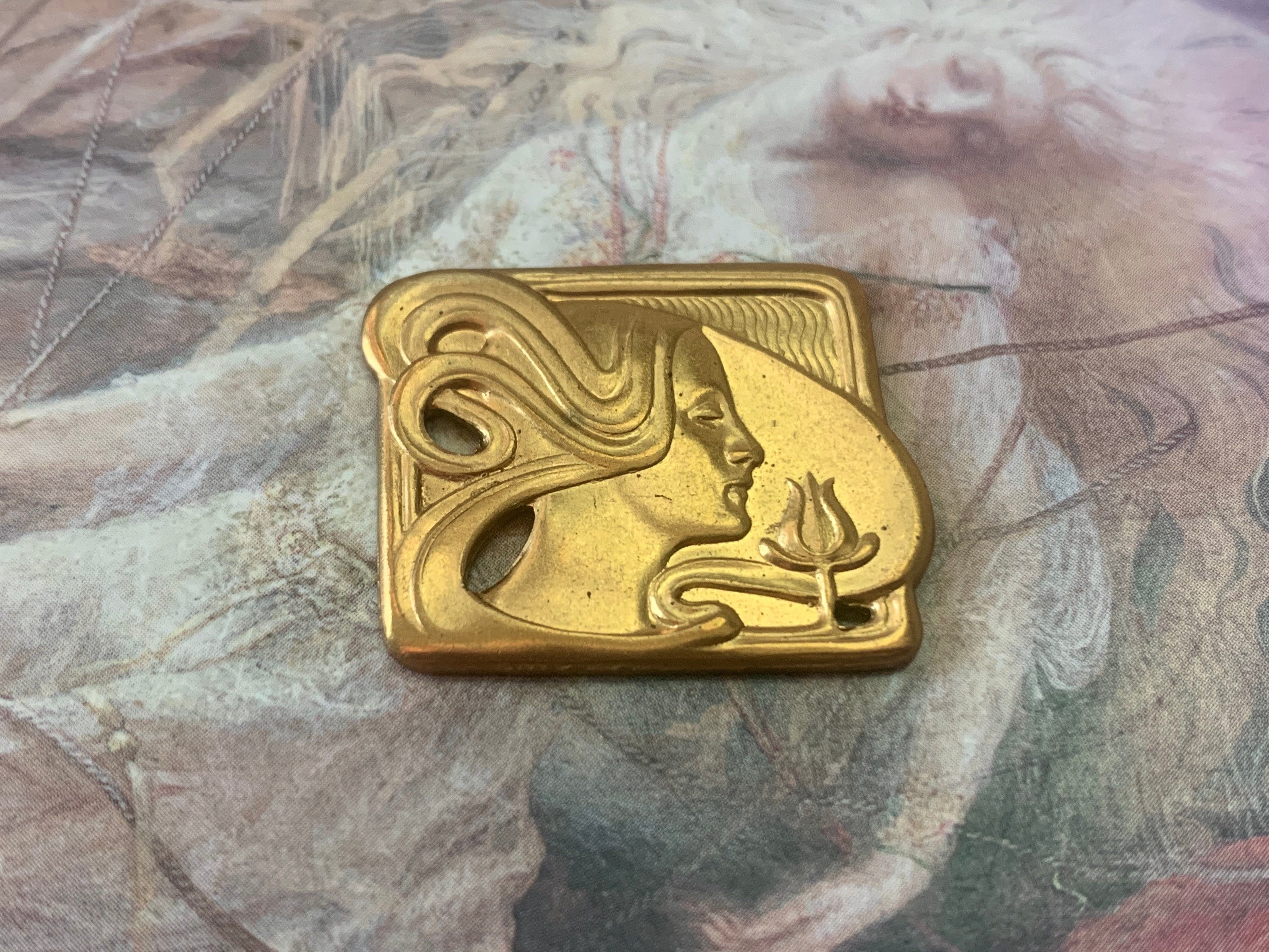 Vintage RARE Old Solid Brass Gorgeous  Art Deco Woman Piece Pendant Finding Stamping - REF 1200