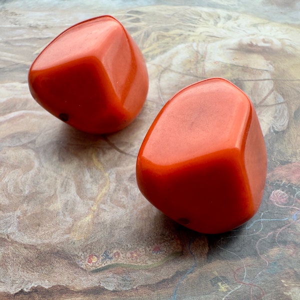 2 Vintage Large 1970s LUCITE Beads Vibrant Orange, Vogue Fashion New-Old-Stock, Uncirculated - REF 2654
