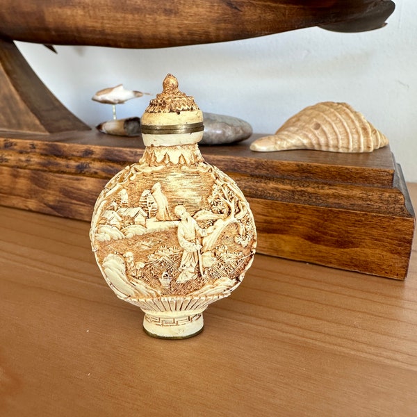 Vintage Snuff Bottle Lacquerware Ivory Resin Qianlong Mark, Carved Figures Pagoda Village Stream New-Old-Stock - REF 3027