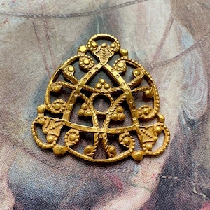 Vintage Gold Gilt Miriam Haskell Solid Brass Art Deco Filigree 3/4” Pendant Connector Charm Finding Stamping - REF 5446