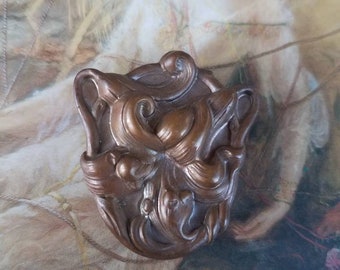 Vintage Brass Art Nouveau Beautiful Lily Magnet