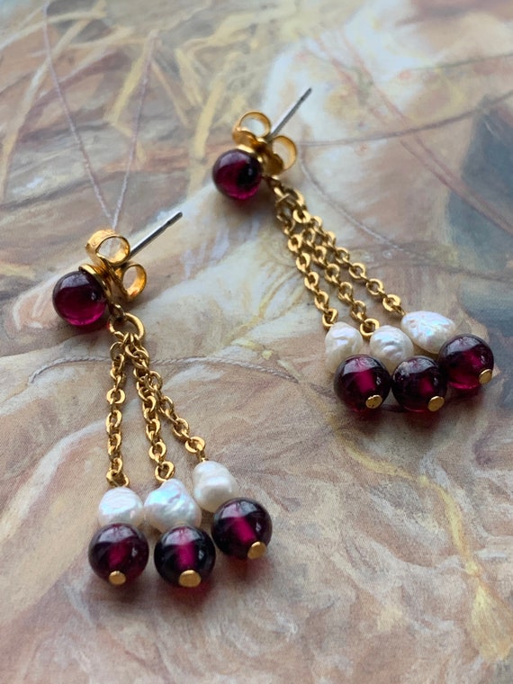 Vintage Beautiful AVON Pearl Garnet Earrings Vintage Dangle | Etsy