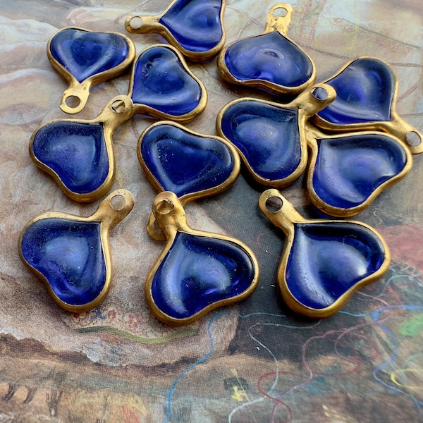 12 Vintage Blue LUCITE Resin Channel Set HEART Flower Petal Charm Beads, Pendants Charms, 70s 80s New-Old-Stock - REF 2492