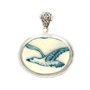 Broken China Jewelry Oresund Blue Seagull Gull Bird Sterling Horizontal Oval Pendant