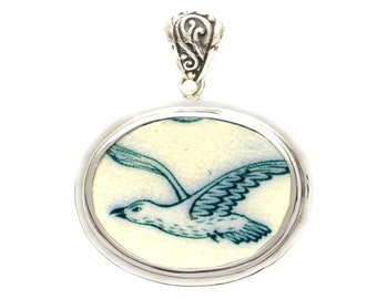 Broken China Jewelry Oresund Blue Seagull Gull Bird Sterling Horizontal Oval Pendant