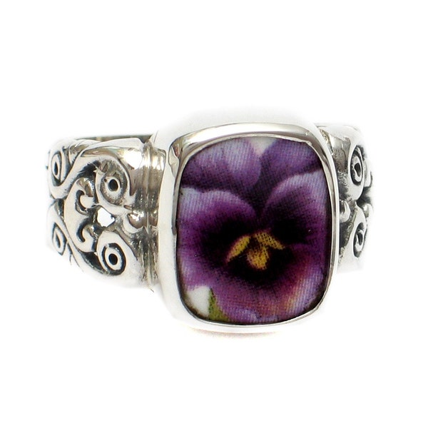 Size 8 Broken China Jewelry Purple Pansy Flower Sterling Ring