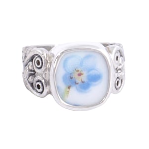 SIZE 6 Broken China Jewelry Bavarian Forget Me Nots Sterling Ring Q