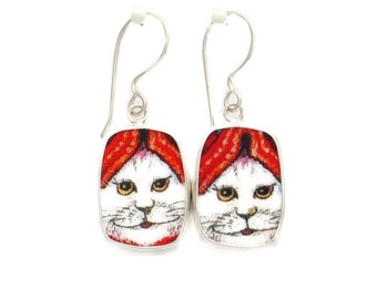 Broken China Jewelry Kitty Cat M White Cat Smiling w Red Hat Sterling Dangle Earrings