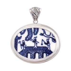 Broken China Jewelry Churchill Blue Willow Bridge Sterling Horizontal Oval Pendant