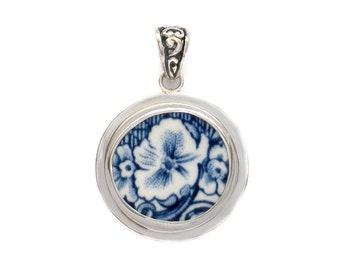 Broken China Jewelry Coaching Scenes Johnson Brothers Bros. Blue Floral Sterling Circle Pendant