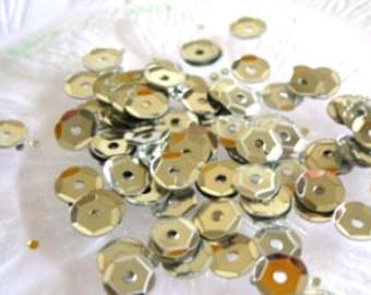 Silver Sequins 20g, Silver Paillettes 9mm, Shiny Round Sequins, Metallic Sequins, Sewing Sequins, Dress Sequins, Sew On Sequins