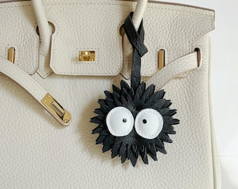 Charm para bolso de cuero de Sprite de hollín: llavero de anime, accesorio hecho a mano