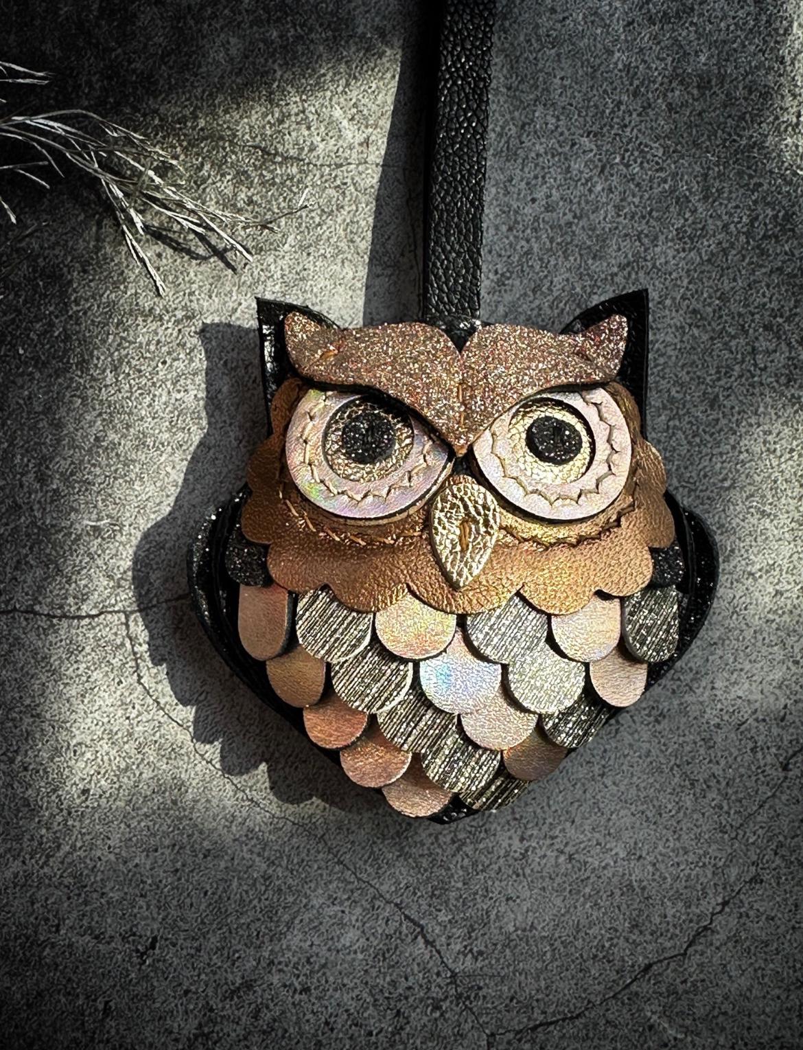 Owl Leather bag Charm Handmade Animal Leather Keychain Cute Gift for Her Custom Color Purse Accessor