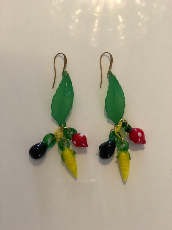 Vintage glass fruit earrings - image 4