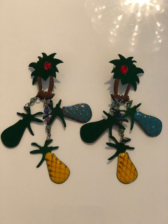 Vintage 1980s enamel palm tree earrings - image 2