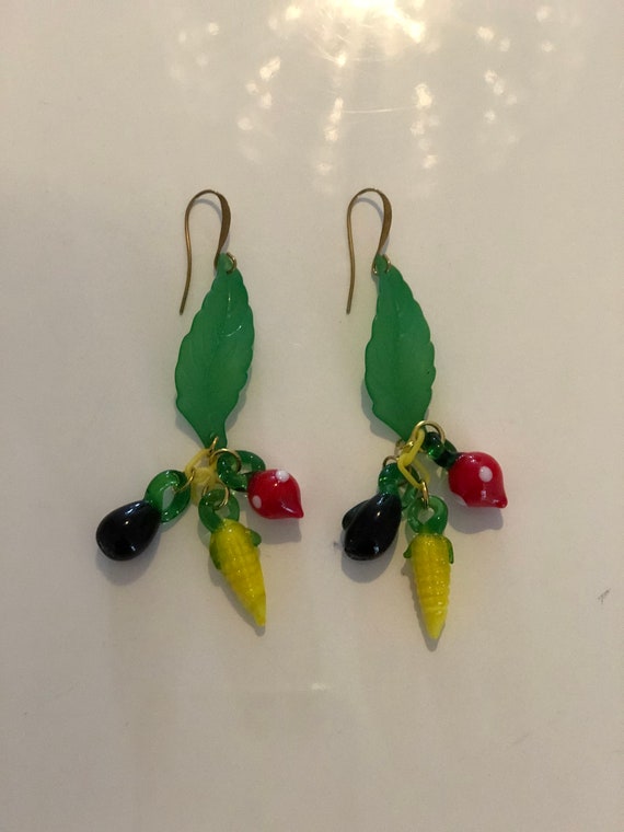 Vintage glass fruit earrings - image 3