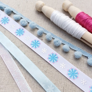 Collezione di nastri con fiocchi di neve del Paese delle Meraviglie Invernali.